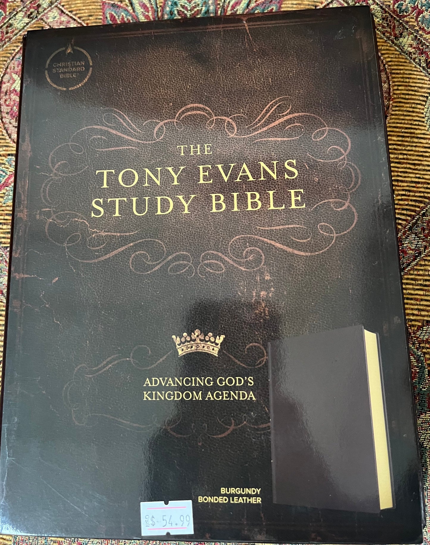 The TONY EVANS Study Bible CSB  (BURGUNDY BONDED LEATHER)